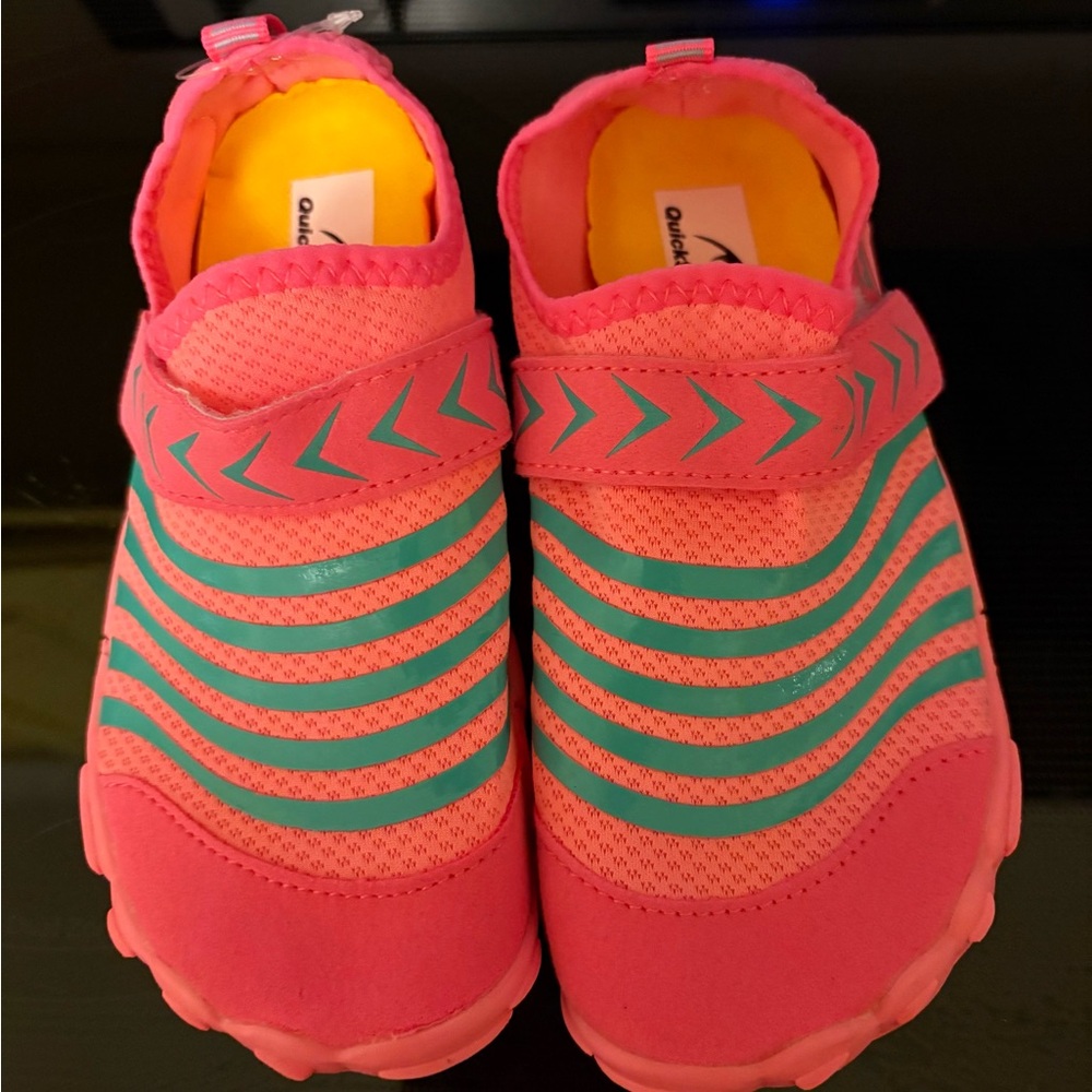 QuickShark Kids Pink and Aqua Blue Water Shoes